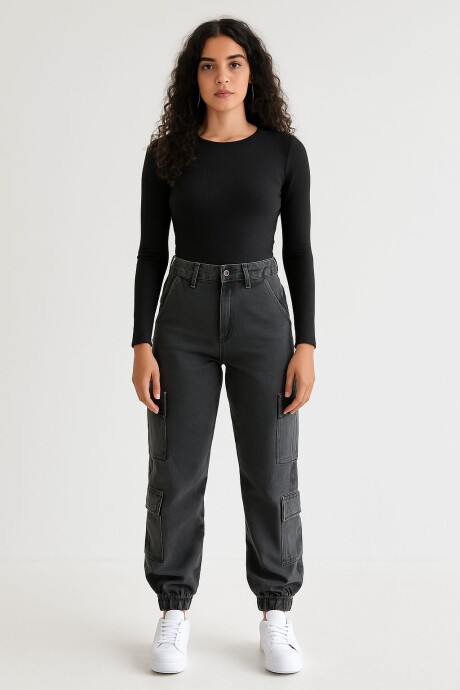 Jean Baggy Cargo 4 bolsillos Negro