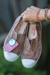 Zapatilla inglesa puntera tintado enzimático Beige