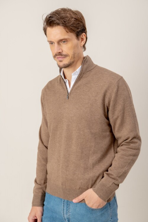 Sweater medio cierre Merino Tostado