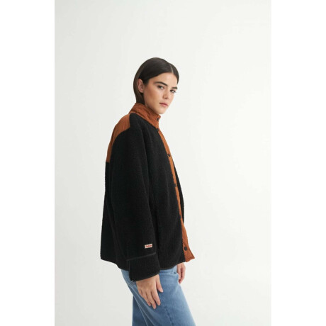 Campera sherpa Tai Negro