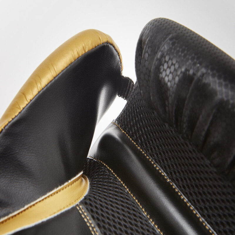 Bolsa de boxeo 20kg + guantes de 12 oz Reebok Negro