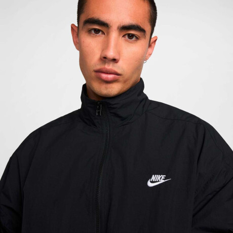 Campera Nike Club de Hombre negro