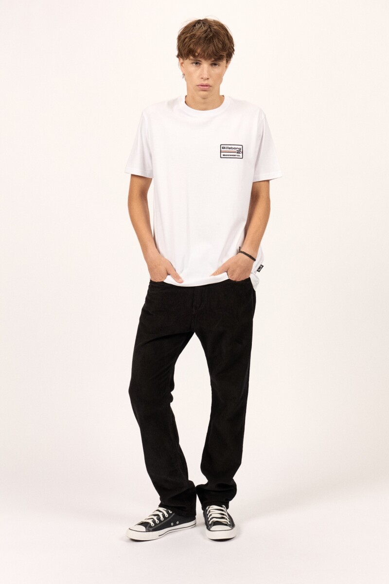 REMERA NEW WALLED TEE B-blanco