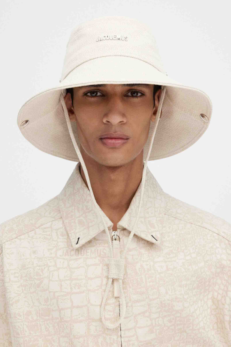 LE BOB DE-NIMES Blanco