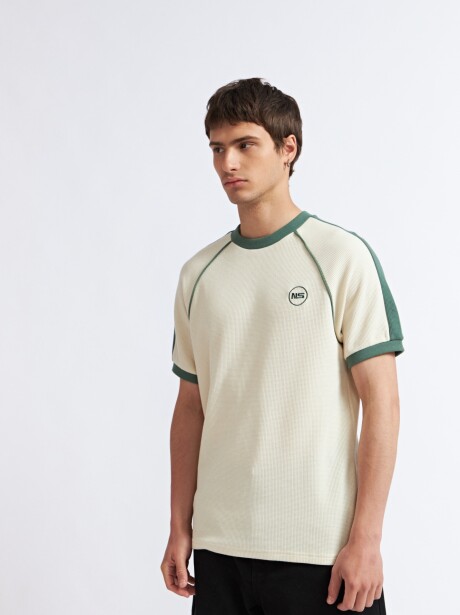 REMERA SPORT CRUDO