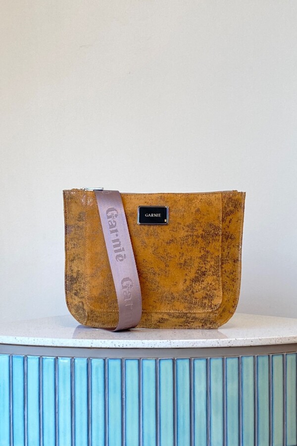 Bandolera Laura Descarne Brandy