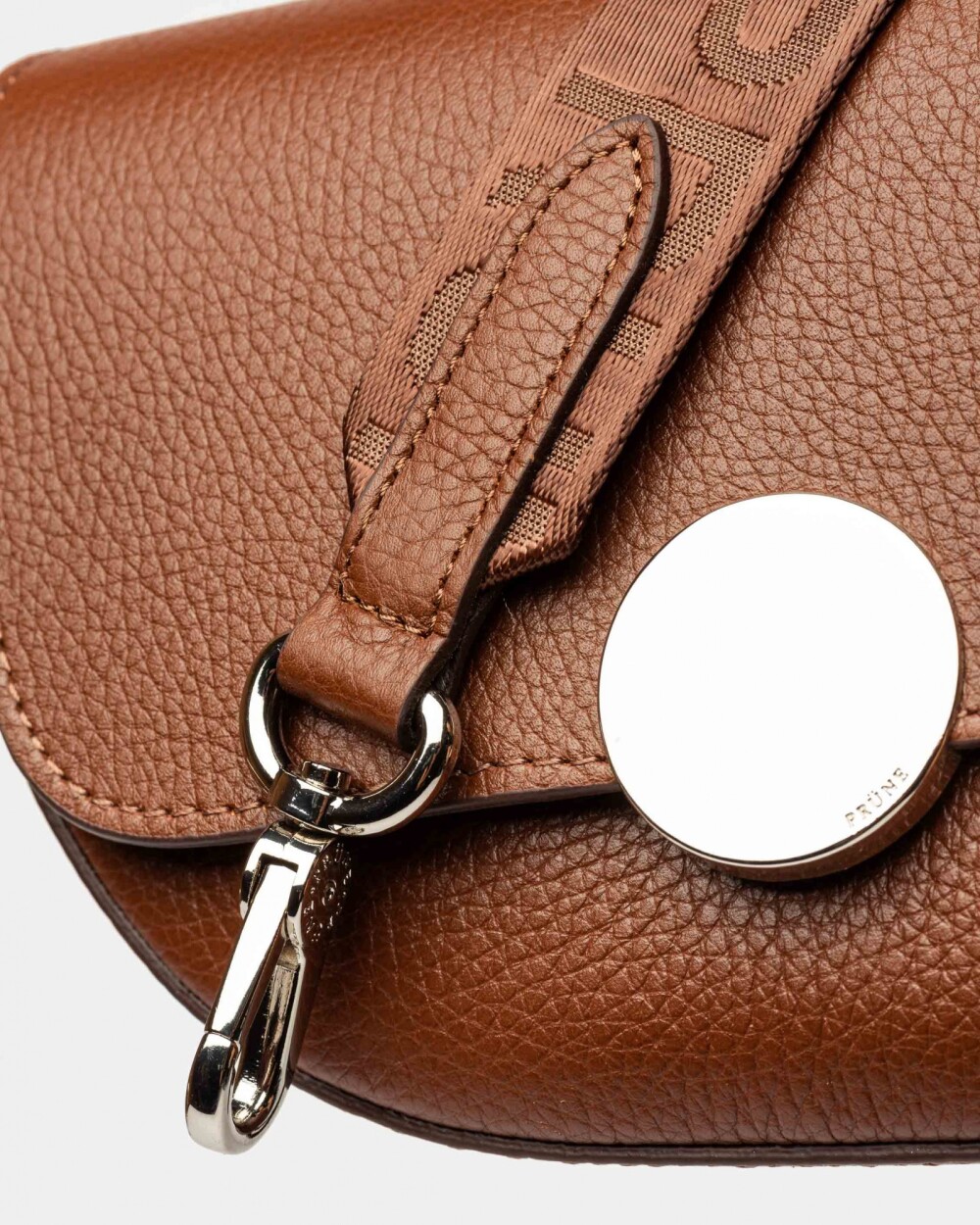 Bandolera The Circle En Cuero Graneado Tabaco