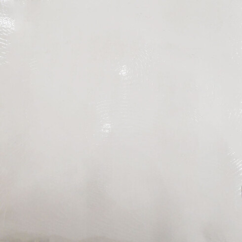 CERAMICA 43X43 CON RELIEVE TEXTURA BRILLO BLANCO PLENO GAMAS DE BLANCO