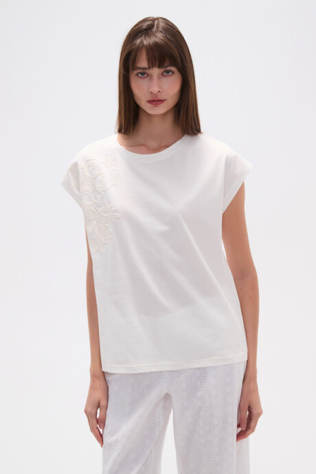 Remera Emina Estampado 1