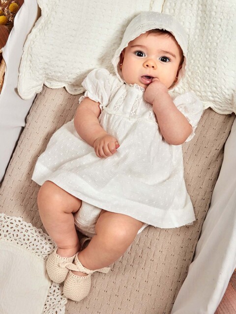Vestido Con Encaje Blanco
