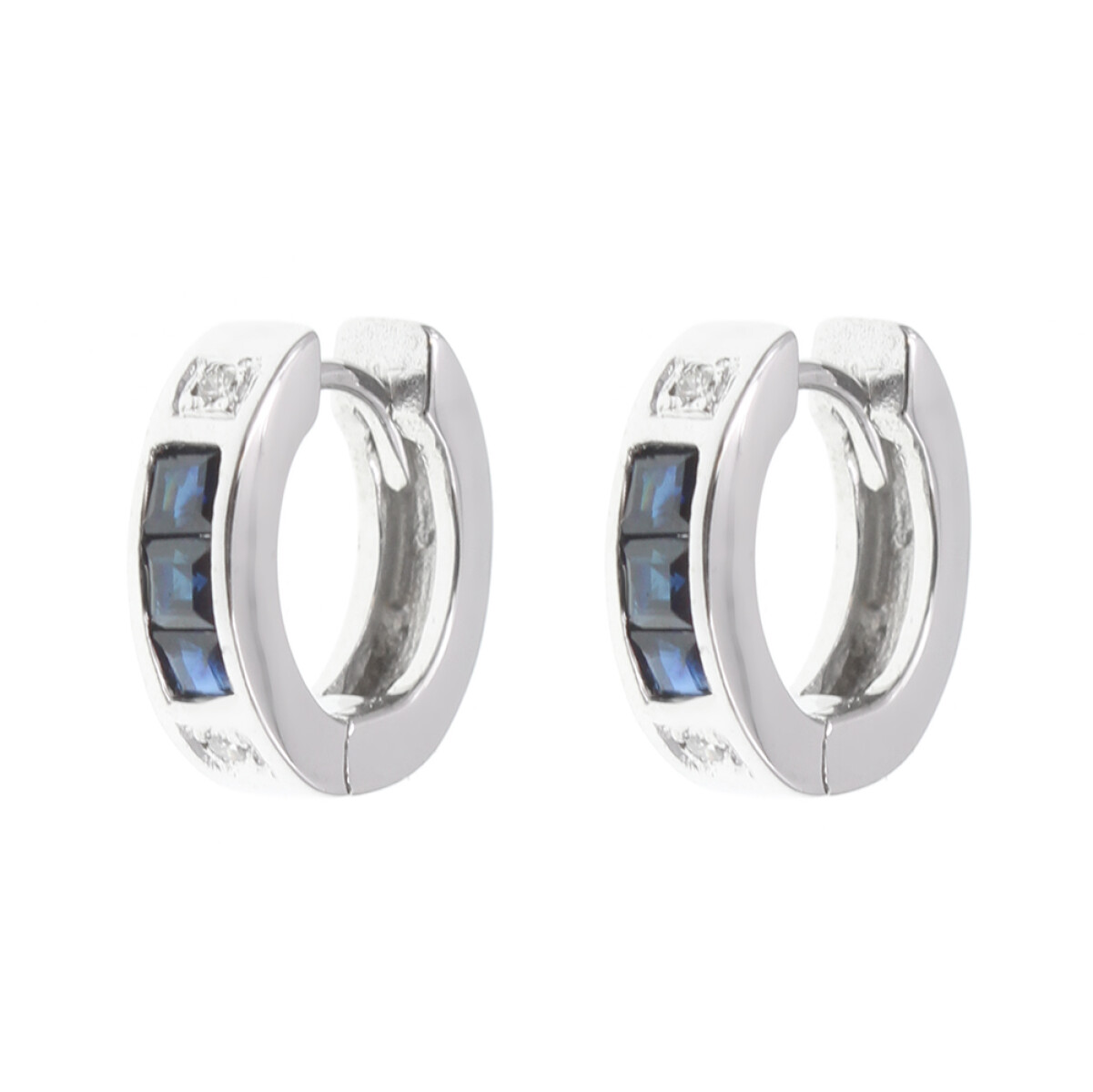Aros Lucía en oro blanco 18k con brillantes y zafiros 