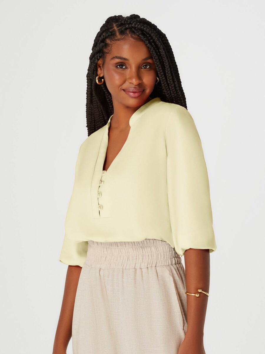 BLUSA ESCOTE V CON BOTONES - DORADO 