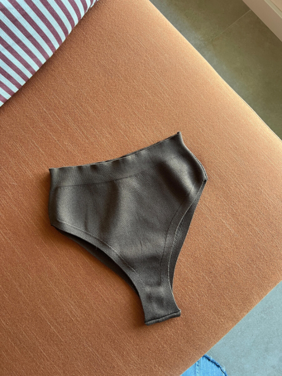 Bottom Brunet SS25 - Espresso 