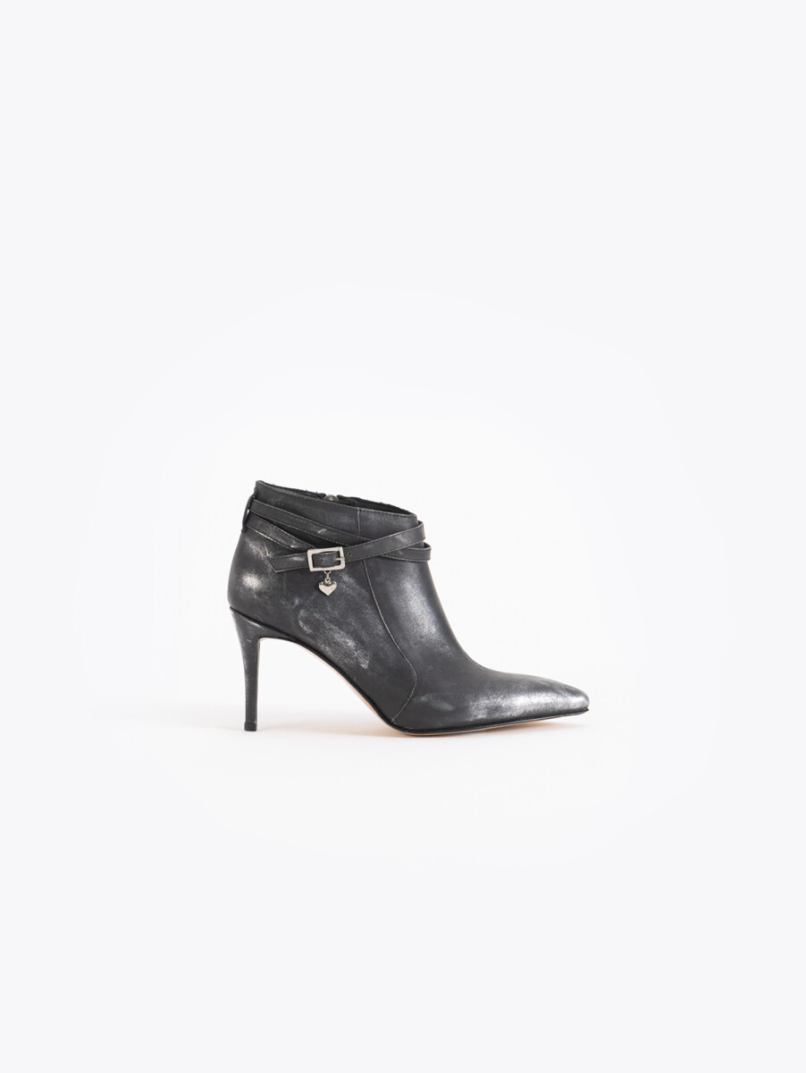 BOTA ICON 