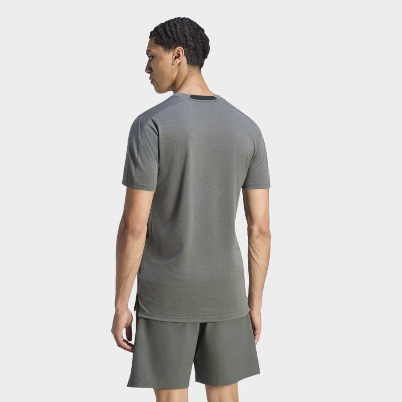 Remera Adidas Designed For Training Gris