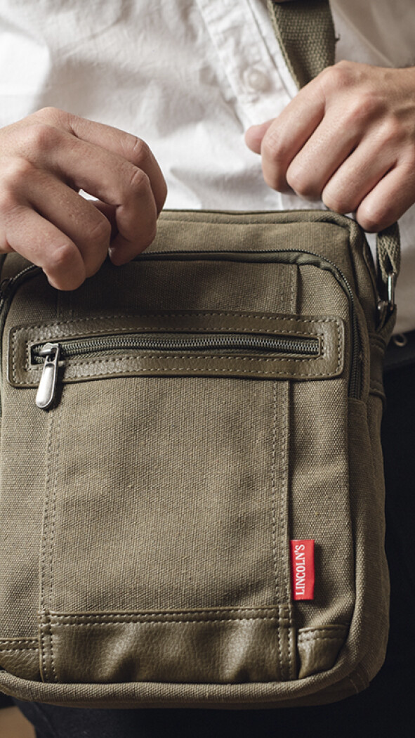 MORRAL MONTE MERU CANVAS VERDE MILITAR