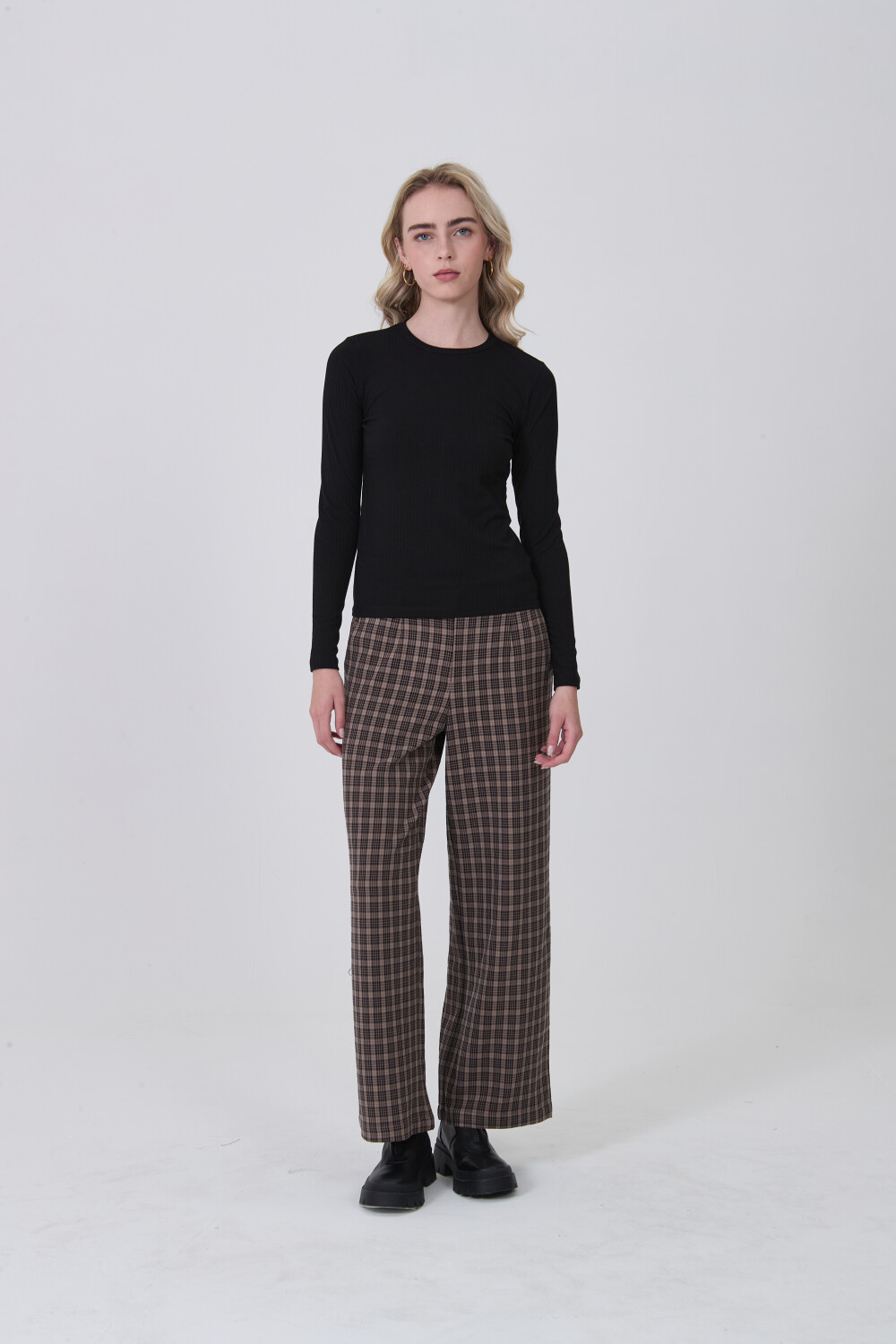 Remera Zacatlan Negro