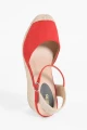 Sandalia con plataforma de yute rojo