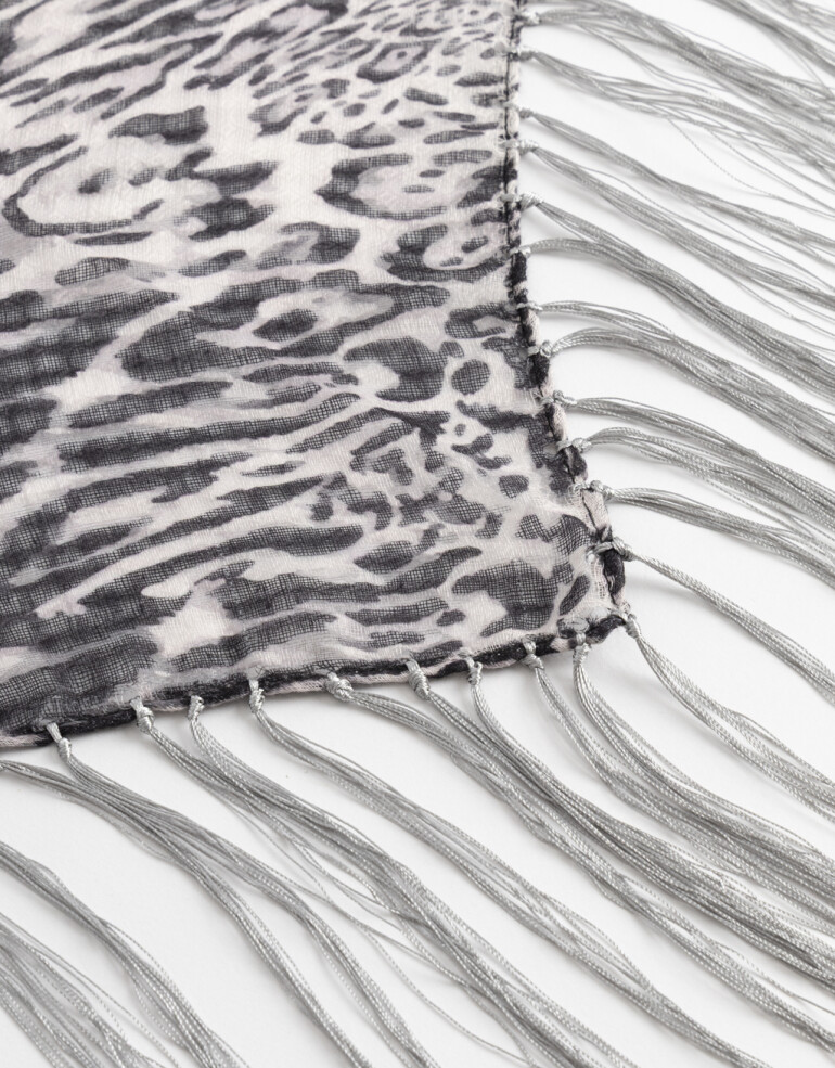 Pañuelos Raso Raso Triangular Con Flecos Y Estampa Animal - Gris Medio