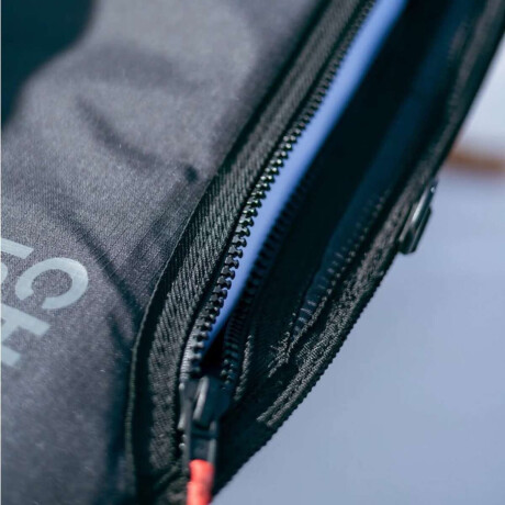 Funda Channel Island Everyday Hybrid Black