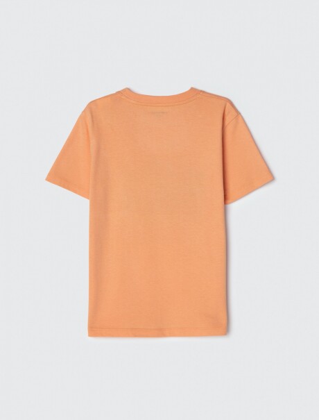 CONJUNTO INFANTIL CON ESTAMPA NARANJA