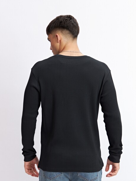 REMERA EROS NEGRO