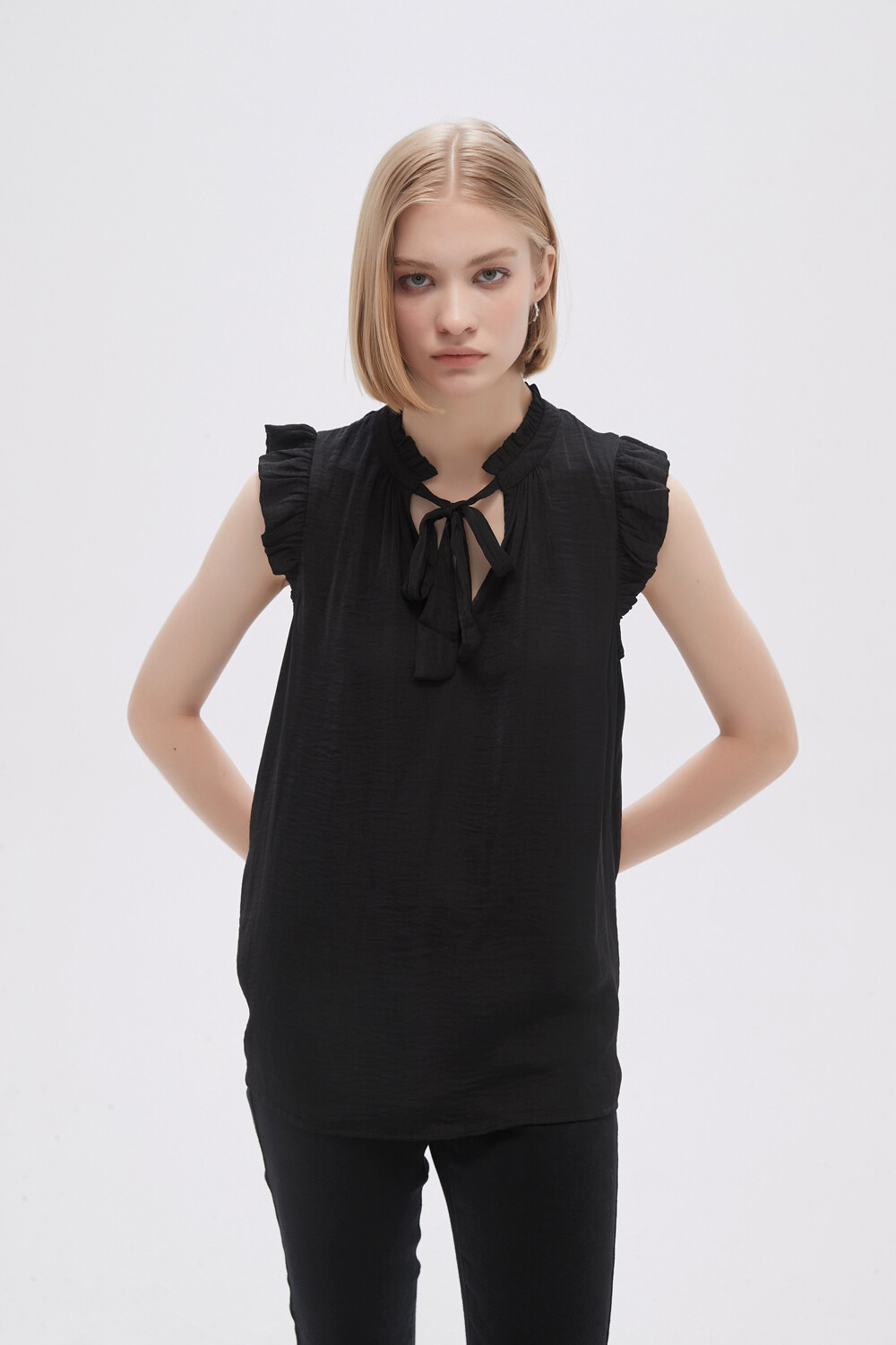 Blusa Daneb Negro