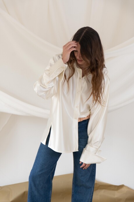 The Stylish Shirt Crudo