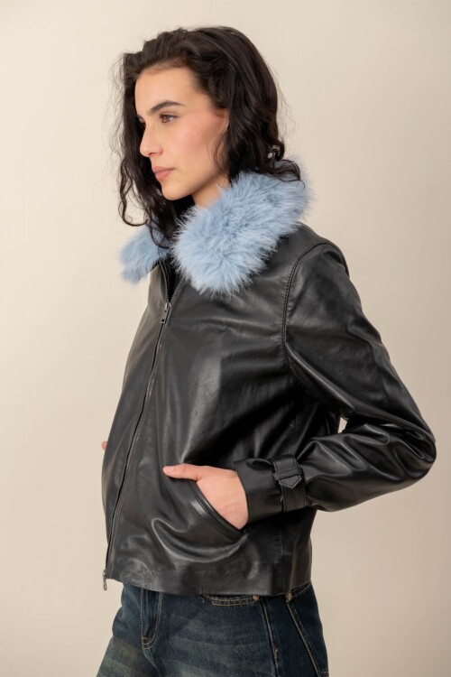 Campera cuero Thar Negro