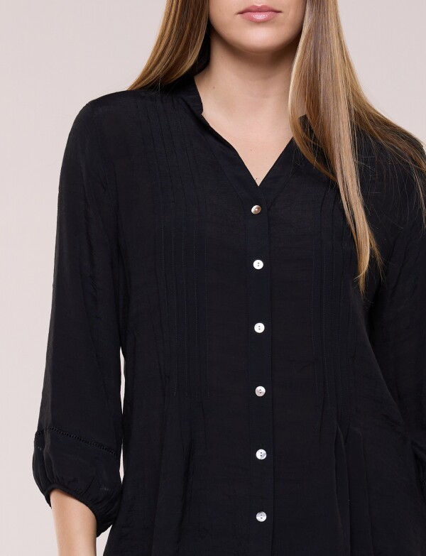 Blusa Con Alforzas En Delantero Y Botones NEGRO