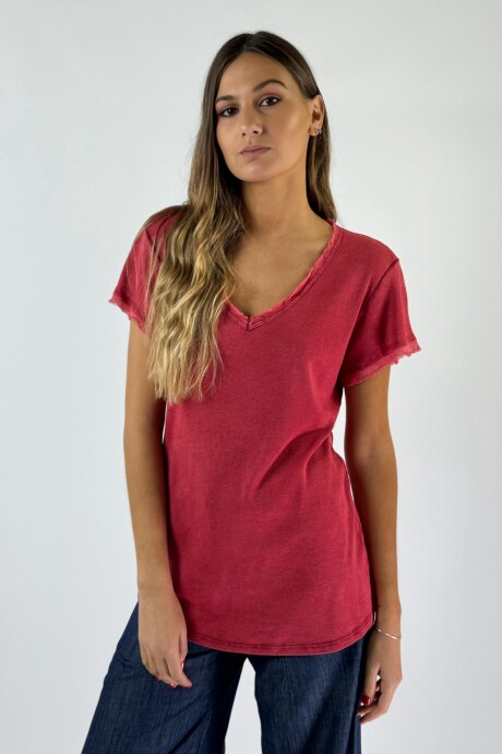 REMERA AKIRA Rojo