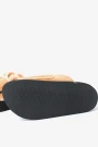 ZUECO CON PLATAFORMA Y PELO Beige