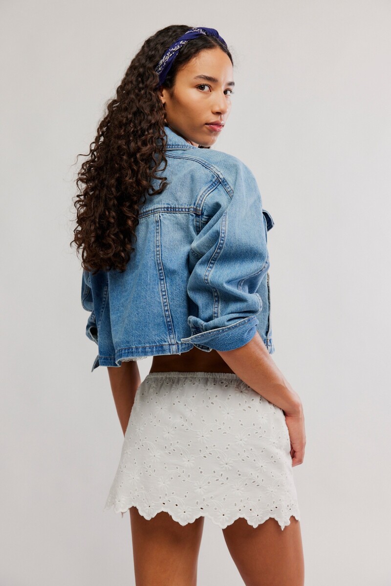 EYES ON YOU SKORT Marfil