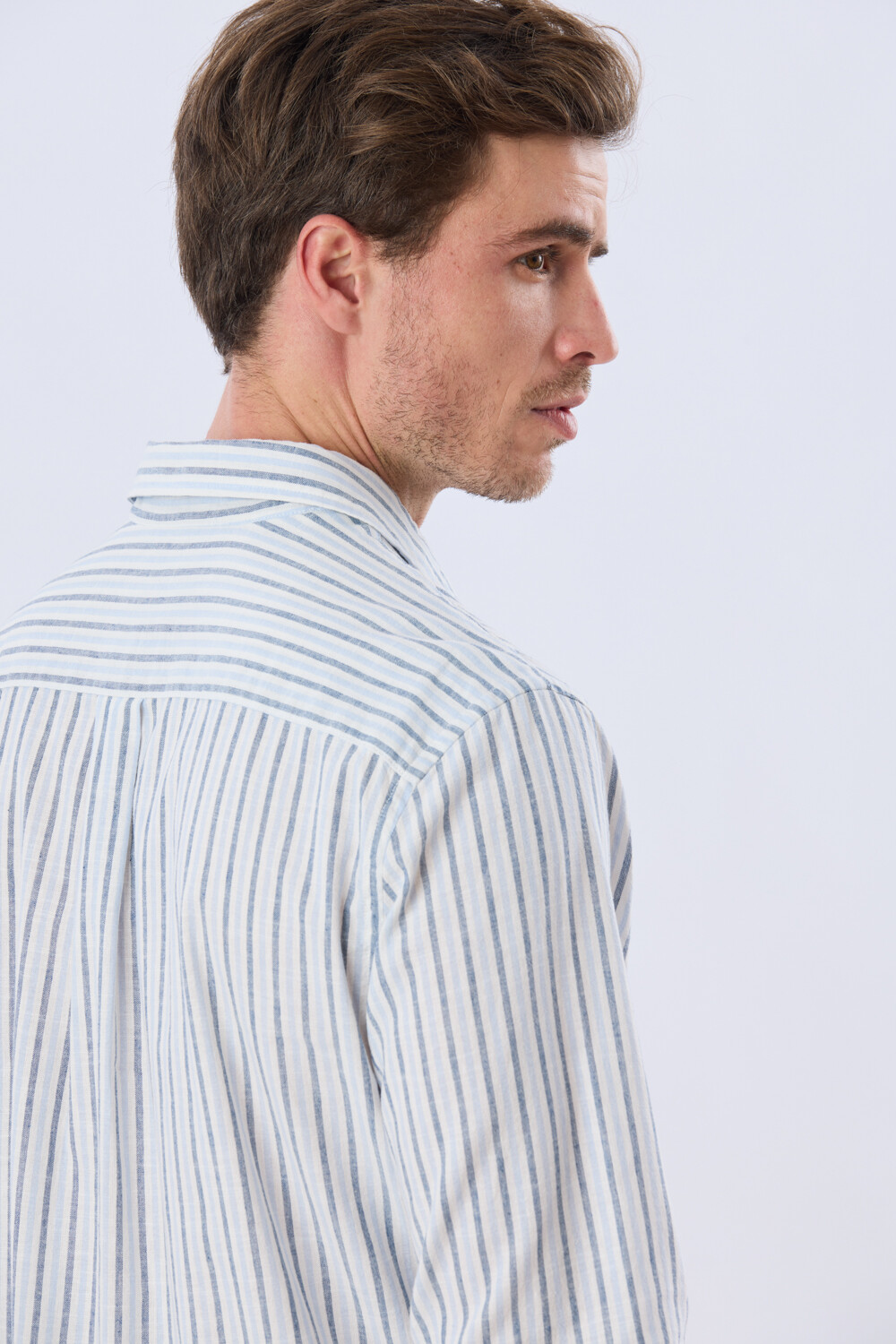 CAMISA RAYADA DE LINO Celeste