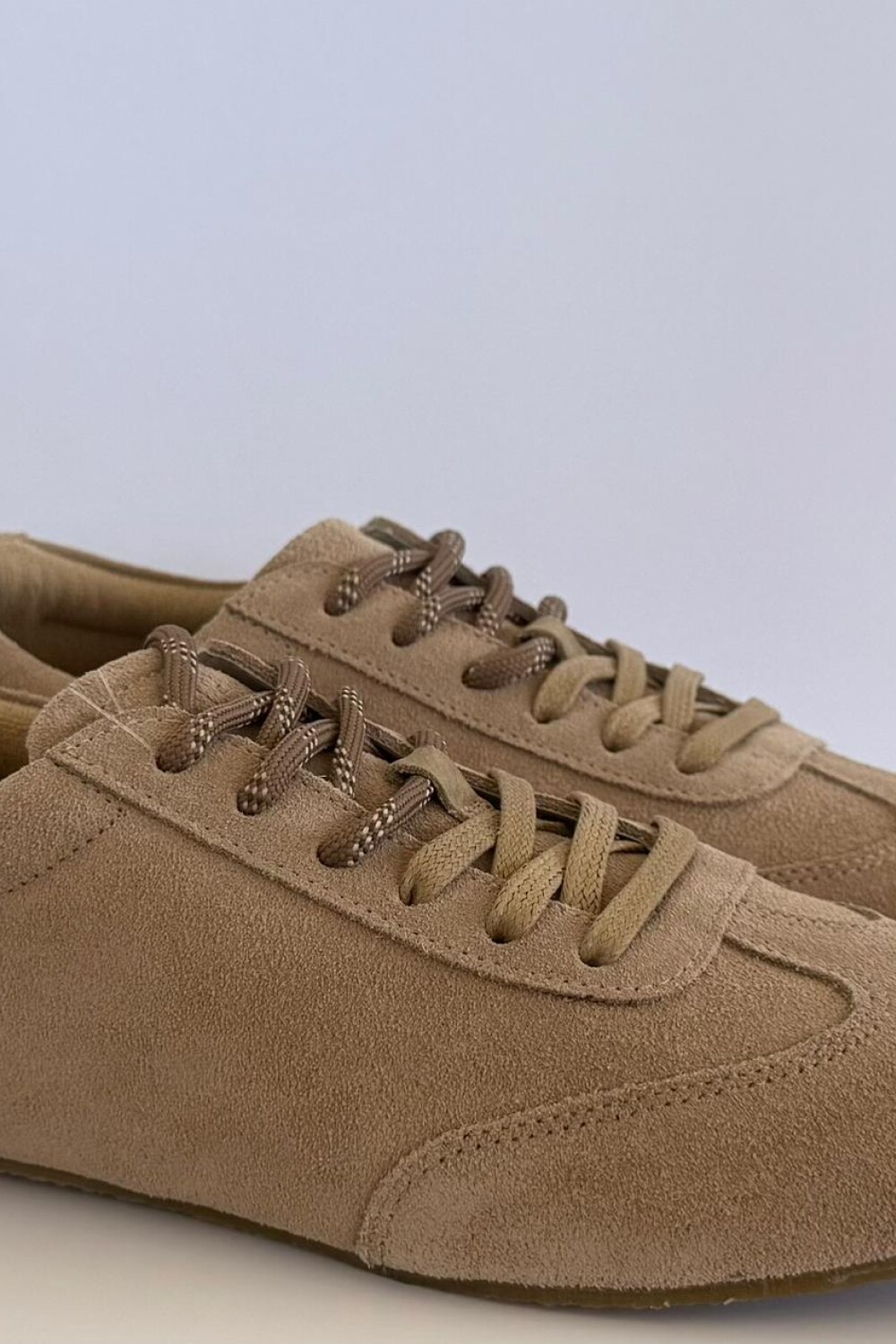 CHAMPION GAMUZA Beige