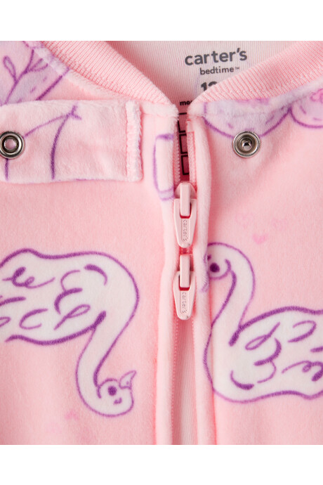 Pijama una pieza de DreamPlush, con pie, rosado, diseño cisnes Sin color
