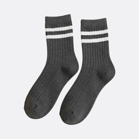 Medias Lineales De Color Gris Oscuro