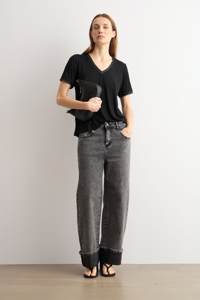 Remera detalle lurex negro