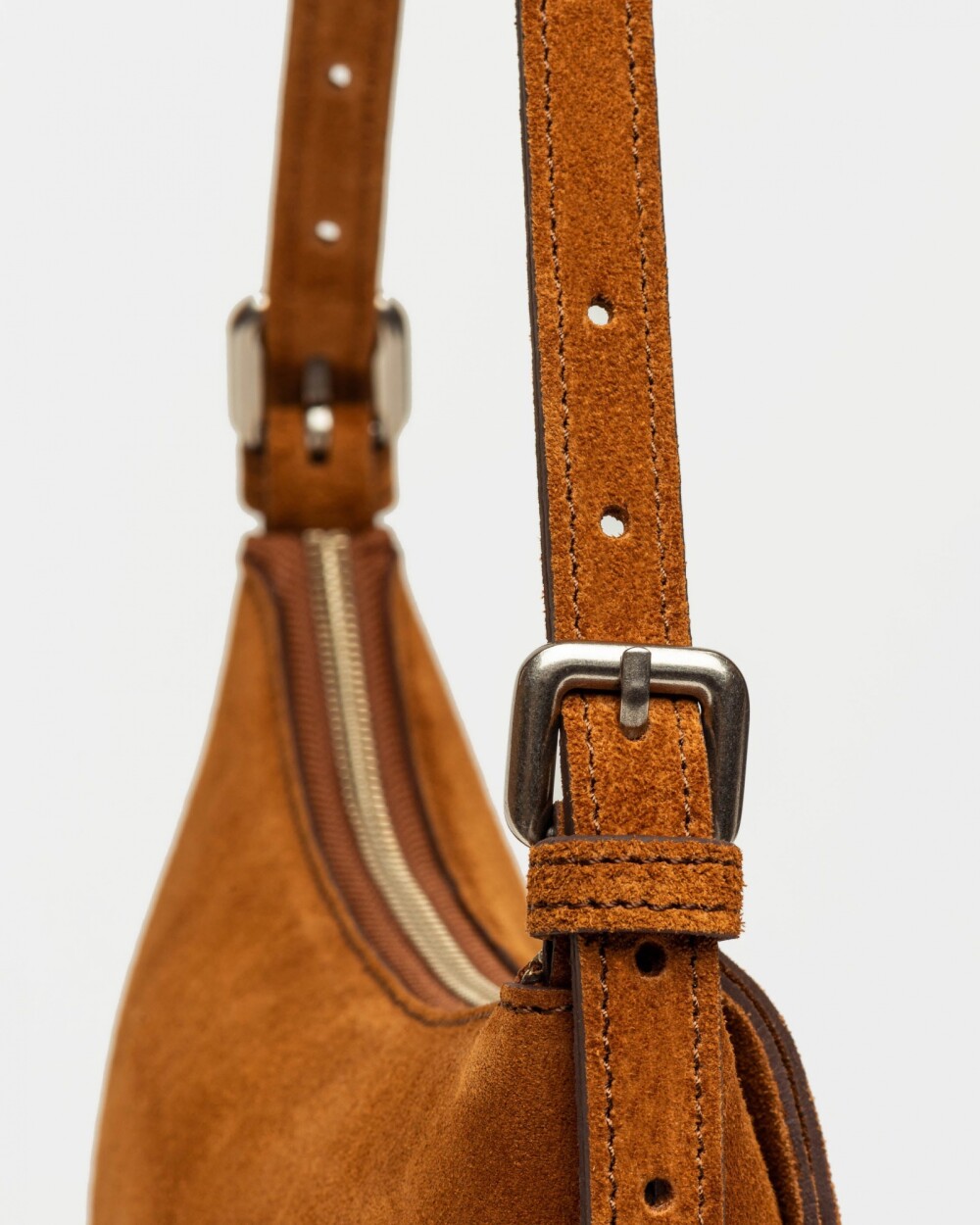 Cartera al hombro Mia en cuero gamuza Oxido