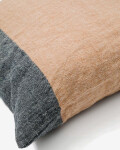 Almohadón Eiko 100% de lino terracota con rayas verticales gris 50 x 50 cm