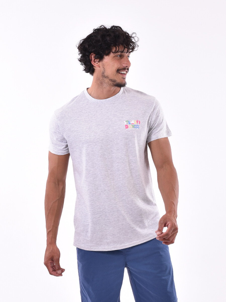 REMERA VILLAGE - ESTAMPADO 1 