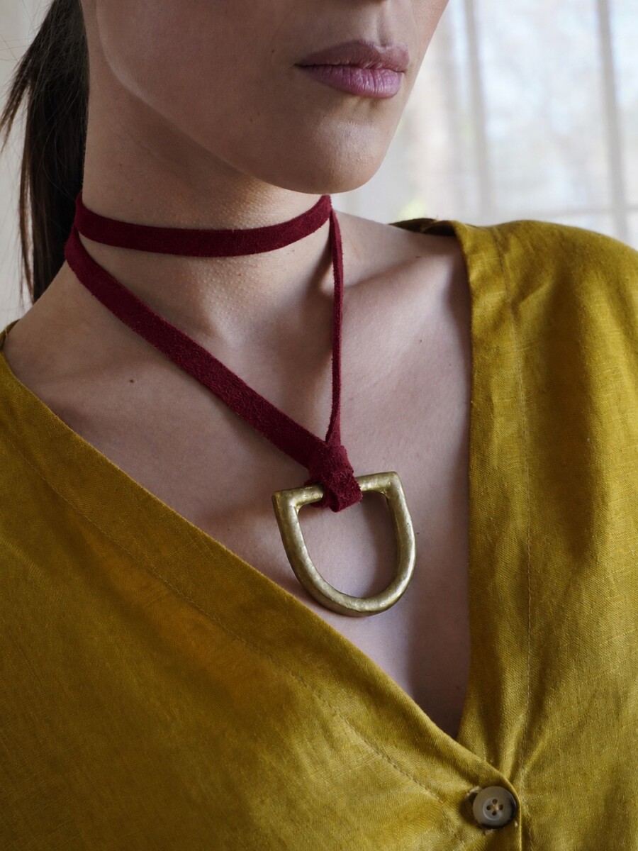 Estribo Tiento Necklace - Bordeaux / Dorado 