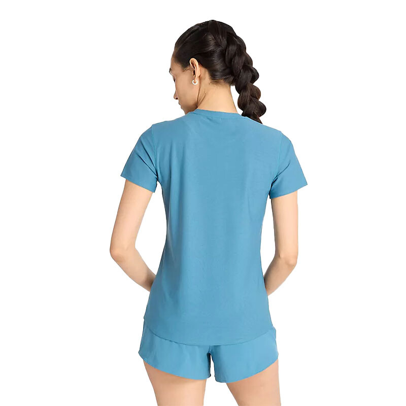 Remera New Balance Slim Azul