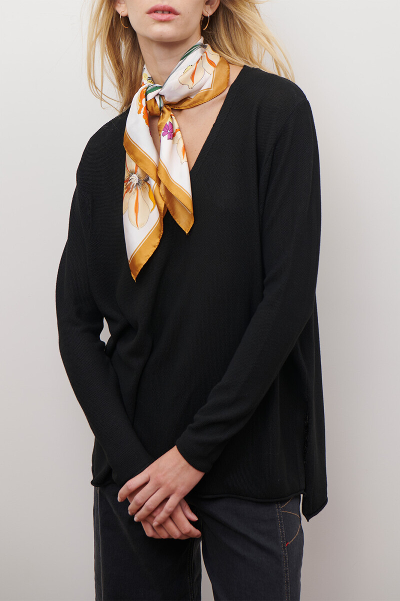 ESCOTE V CLASSIC NEGRO