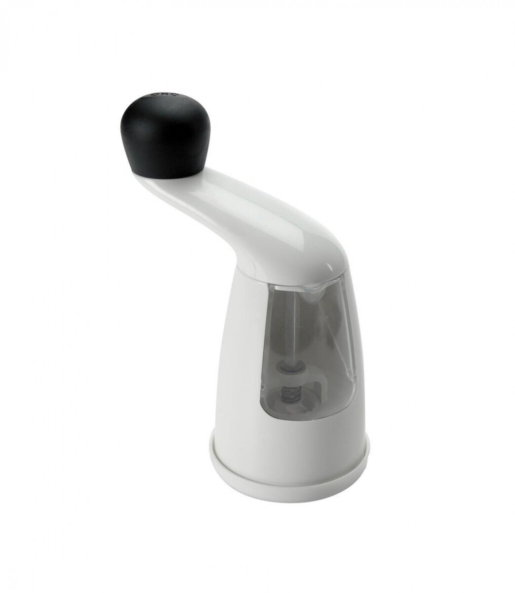 MOLINILLO DE PIMIENTA EN ACRILICO BLANCO OXO 