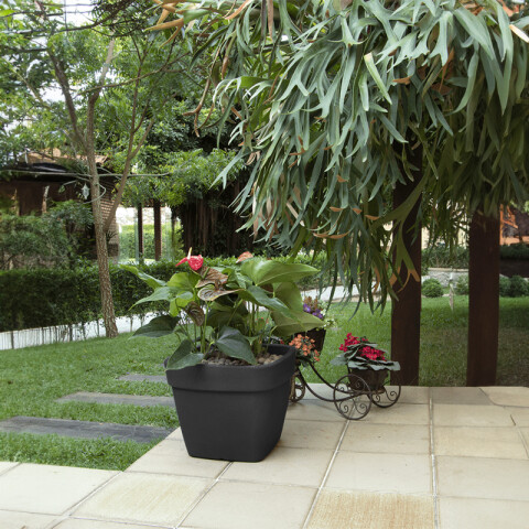 Maceta "ROMANO" 54 x 54 x 45cm grafito oscuro -TRAMONTINA TD0338