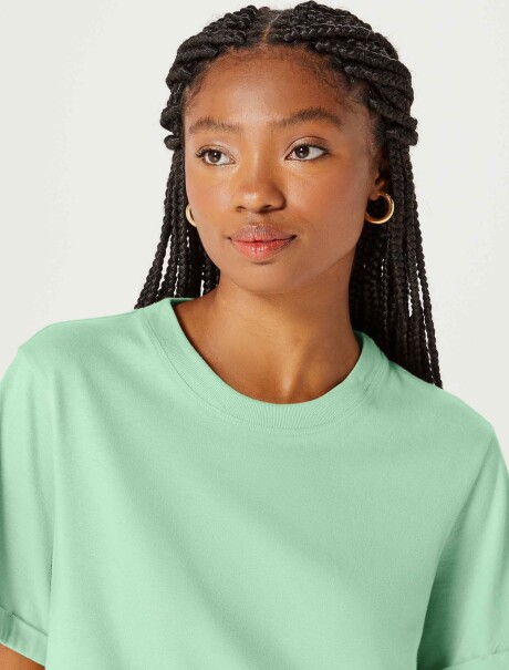BLUSA FEMENINA CON PLIEGE VERDE