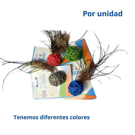 PELOTITA TRENZADA C/PLUMA Y CASCABEL Pelotita Trenzada C/pluma Y Cascabel
