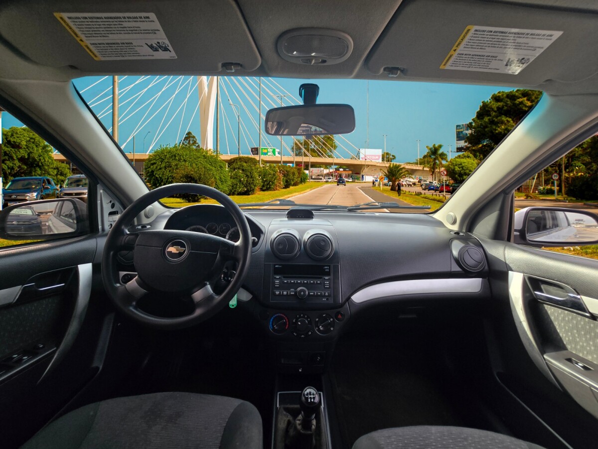 Chevrolet Aveo 1.6 LT Extra Full | Permuta / Financia Chevrolet Aveo 1.6 LT Extra Full | Permuta / Financia
