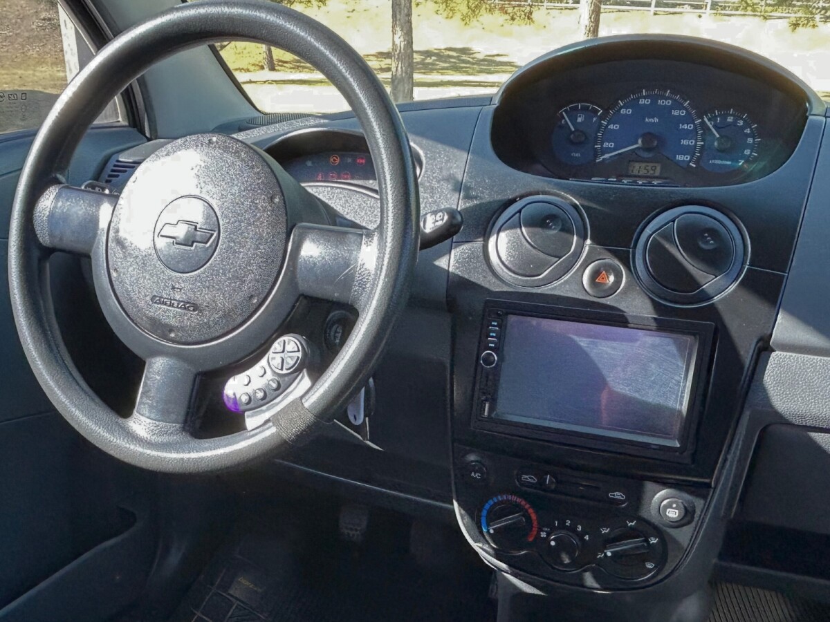 Chevrolet Spark LT 1.0 Extra Full 2014 Chevrolet Spark LT 1.0 Extra Full 2014